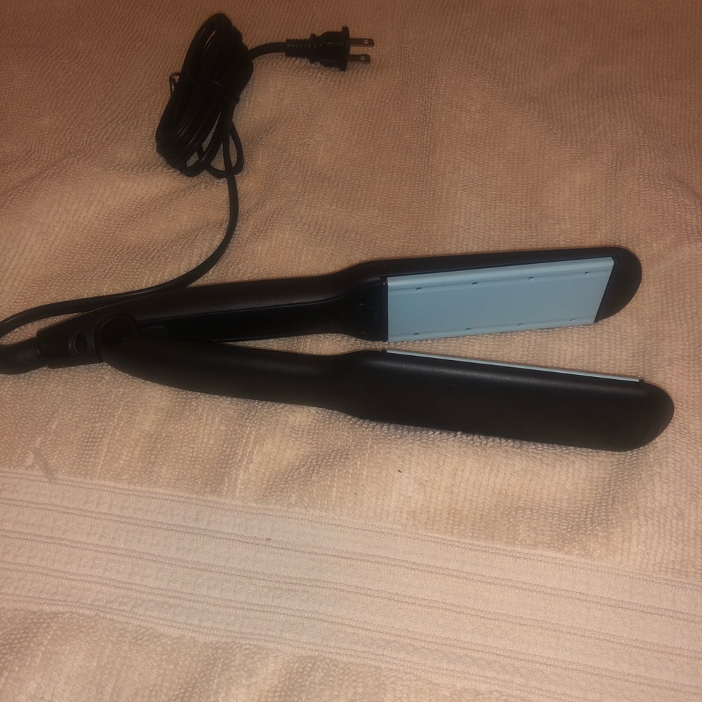 Flat iron